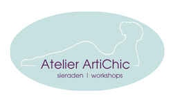Zilveren oorstekers Dahlia - Atelier ArtiChic